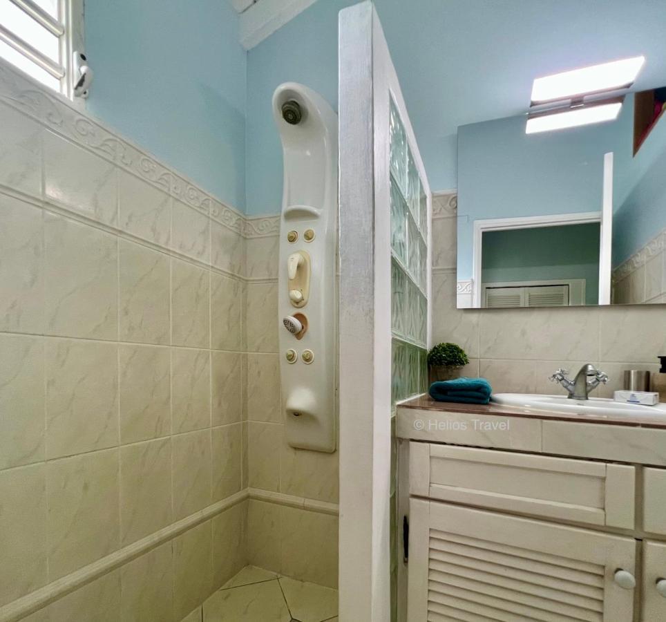Villa Sisley, 2 Chambres, Piscine Privee, Plage A 100 M 圣罗斯 外观 照片